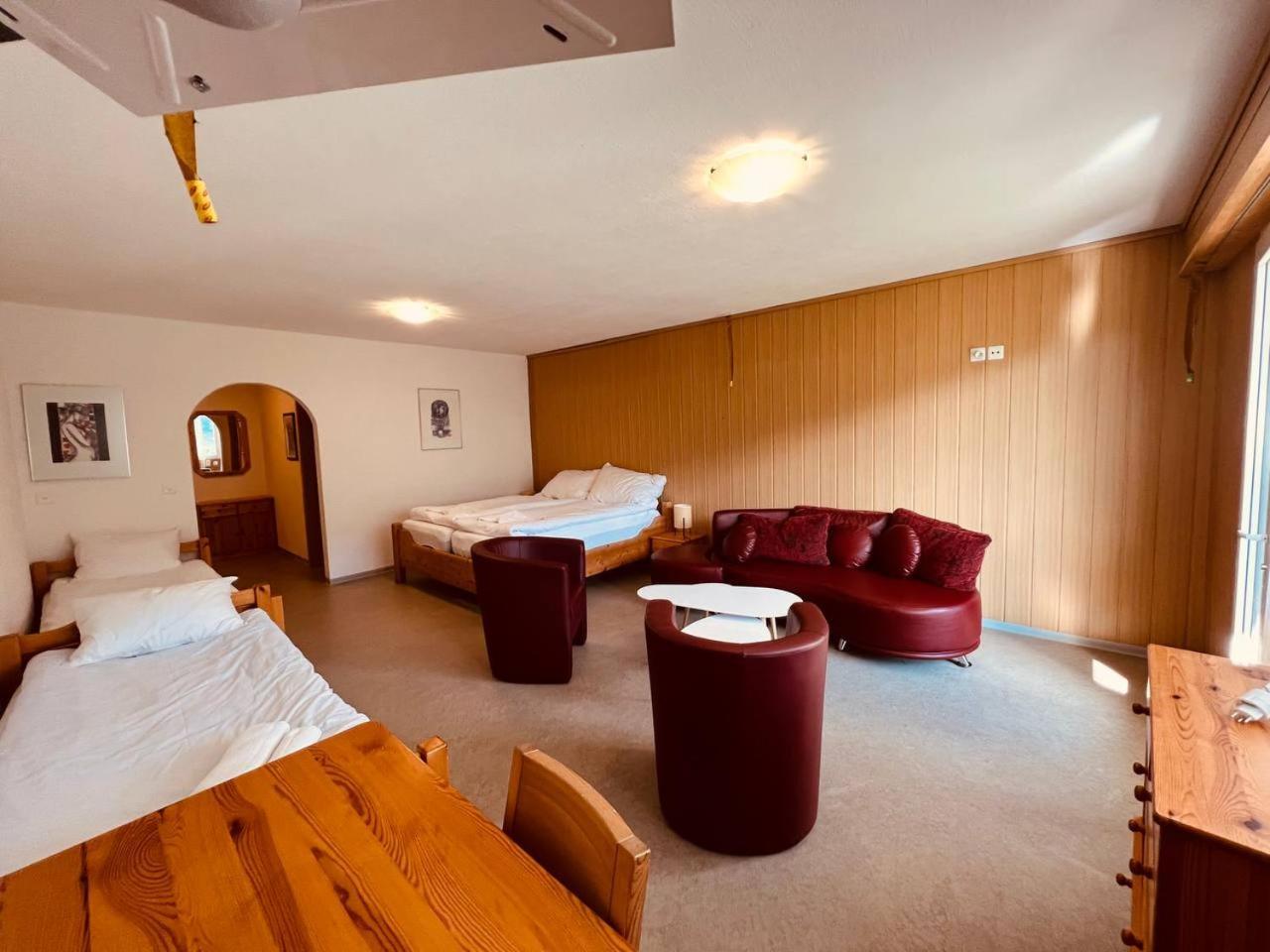 Sky Rooms, Mountainous View Saas im Prattigau Exteriör bild